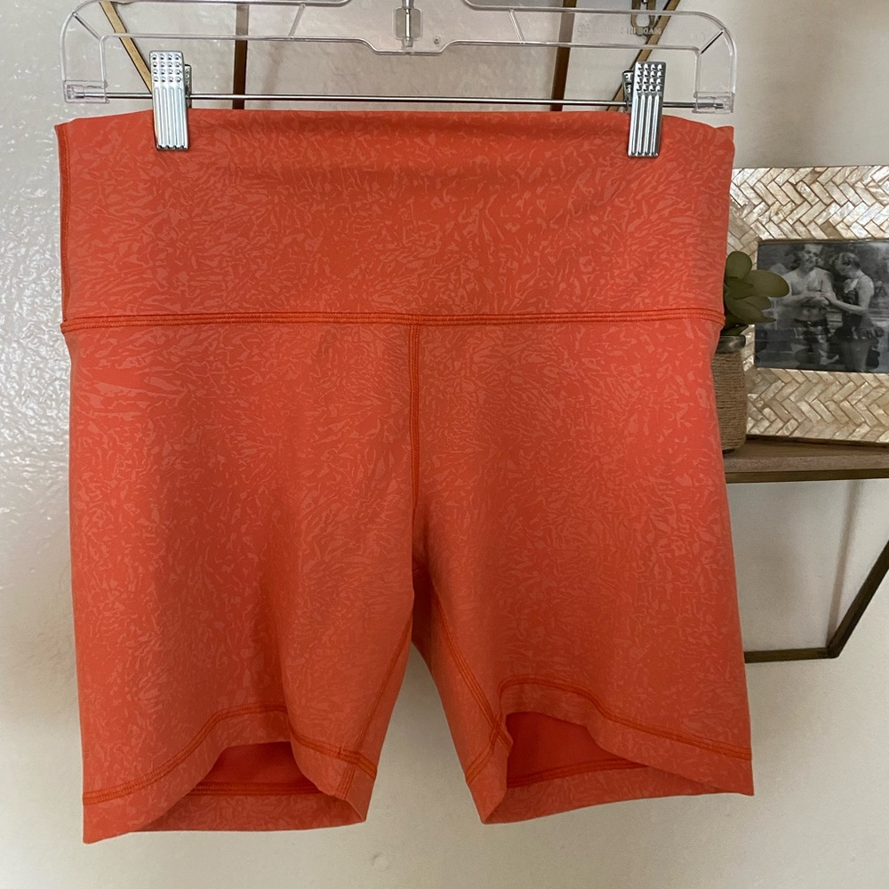 Lululemon Wunder-Train Sz 10 Shorts